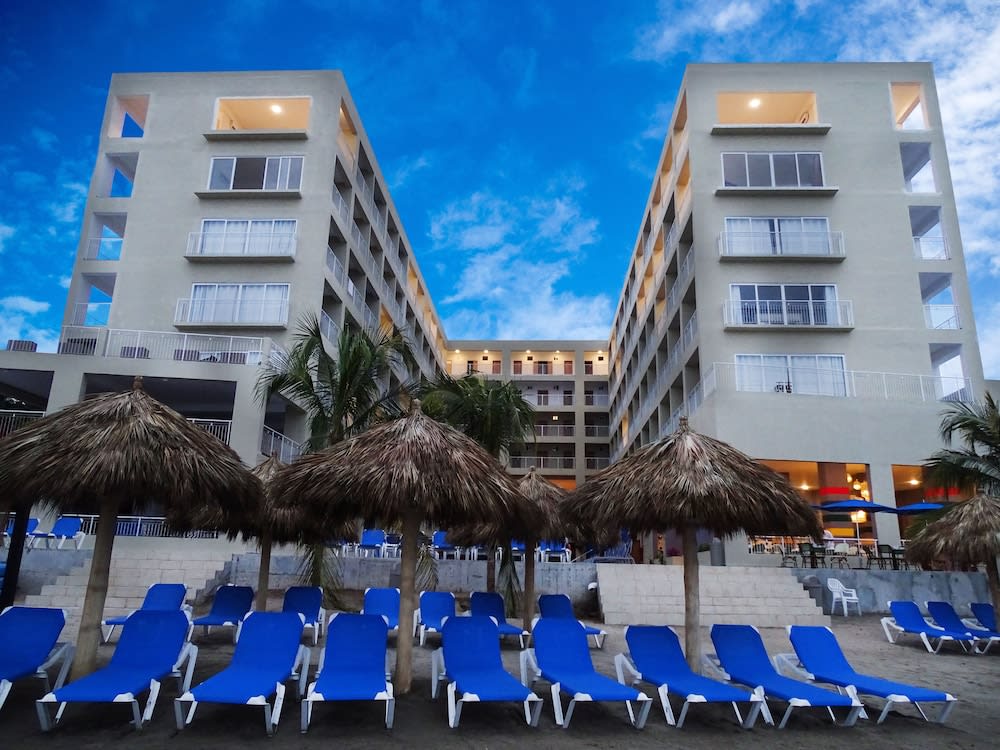 Decameron La Marina Guayabitos, Ramada All-Inclusive Resort 2