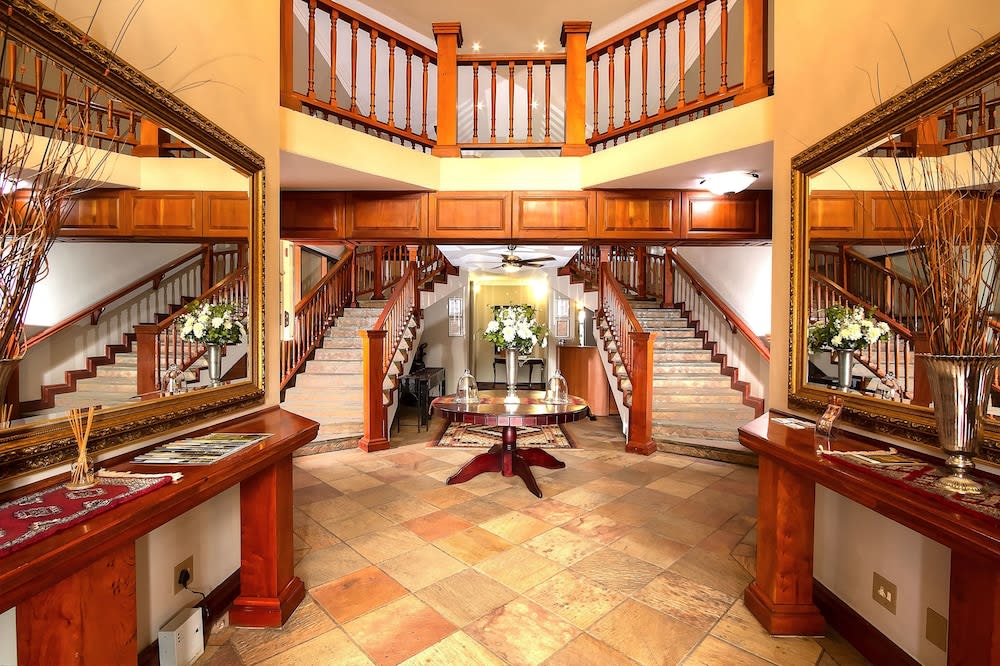 Leopardsong Manor 1