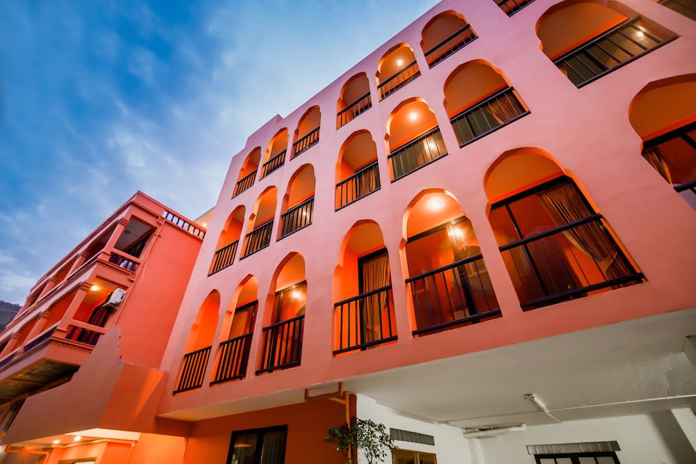 Khaleej Mass Hotel Patong 1