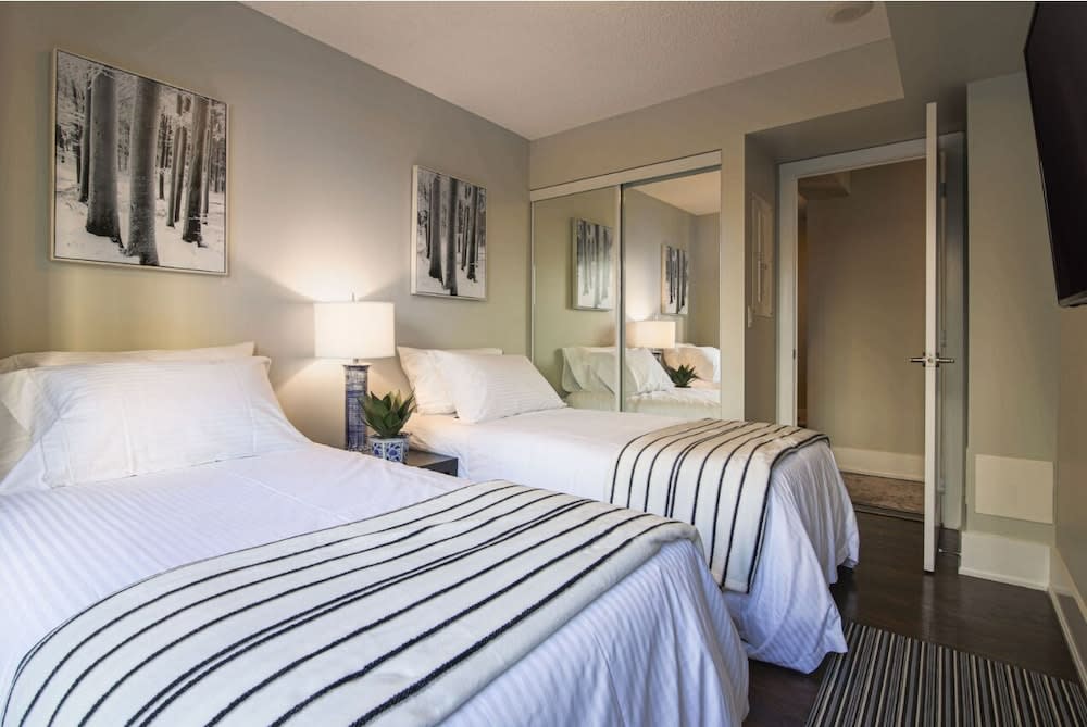 CN Tower Lofts 2