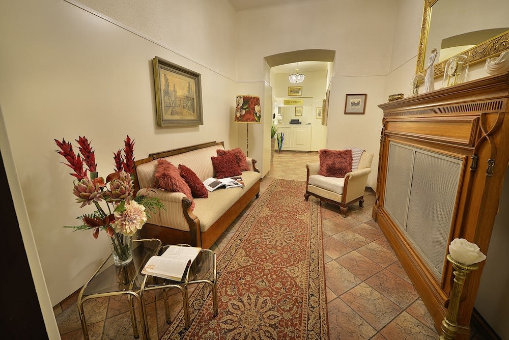 Anette Hotel 2