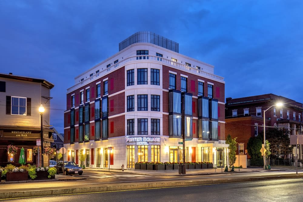 Porter Square Hotel 1
