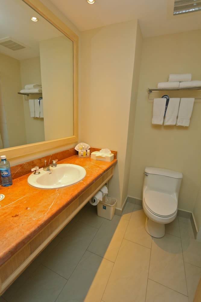 Four Points by Sheraton Santo Domingo 3