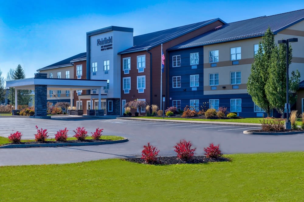 Fairfield Inn & Suites by Marriott Cortland 1