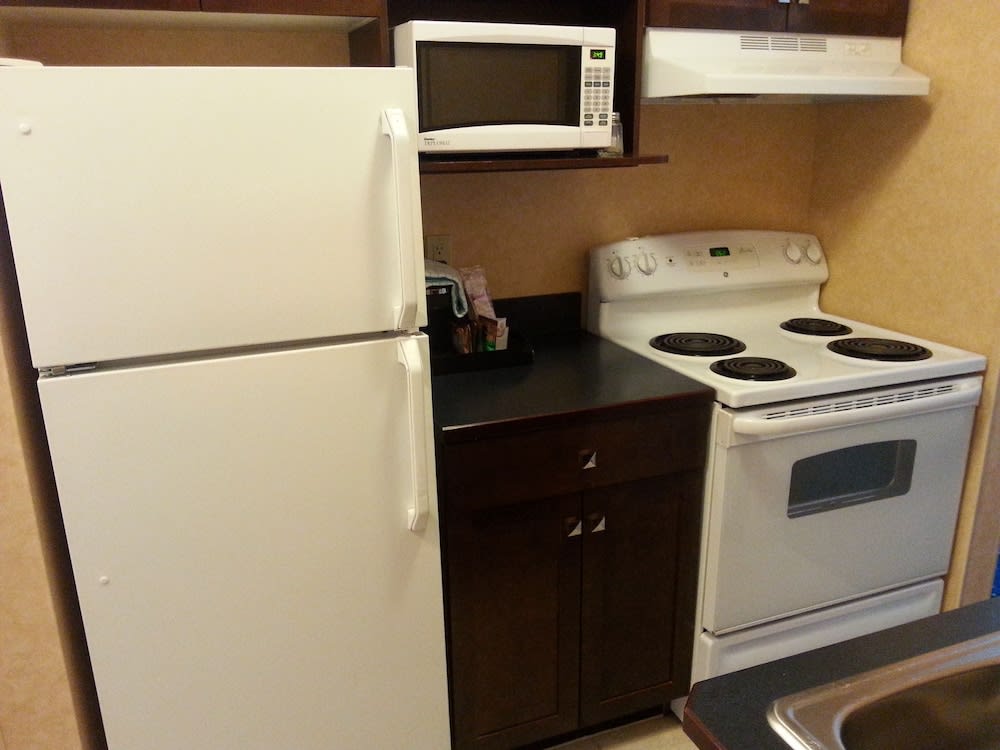 Best Western Plus Suites Downtown Calgary 3