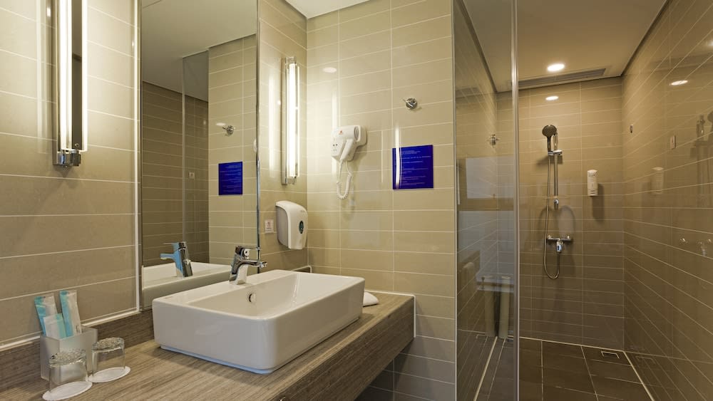 Holiday Inn Express Xi'an High-tech Zone by IHG 2