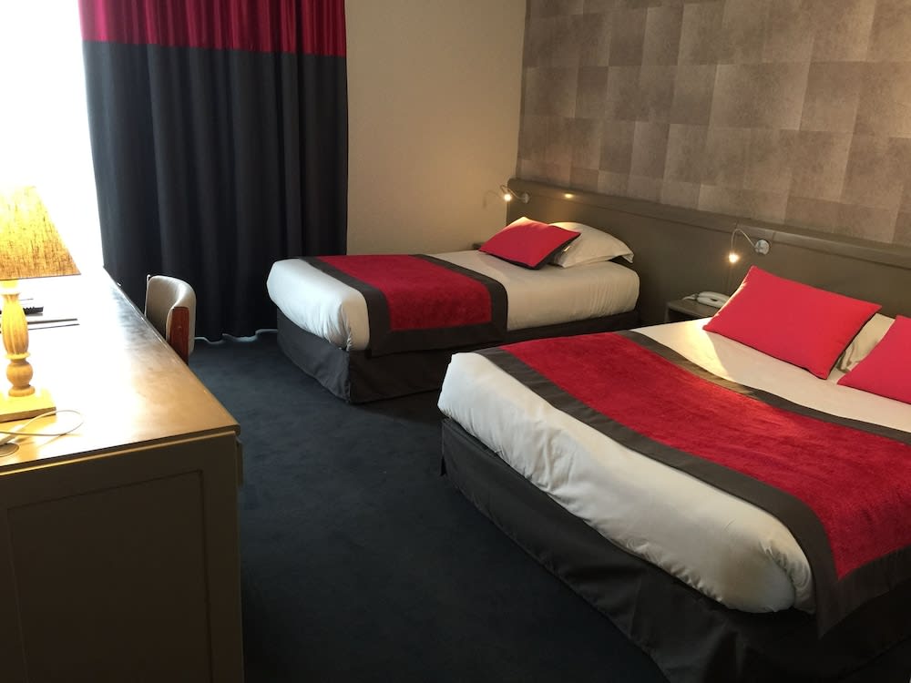 Brit Hotel Golfhotel Saint Samson 4