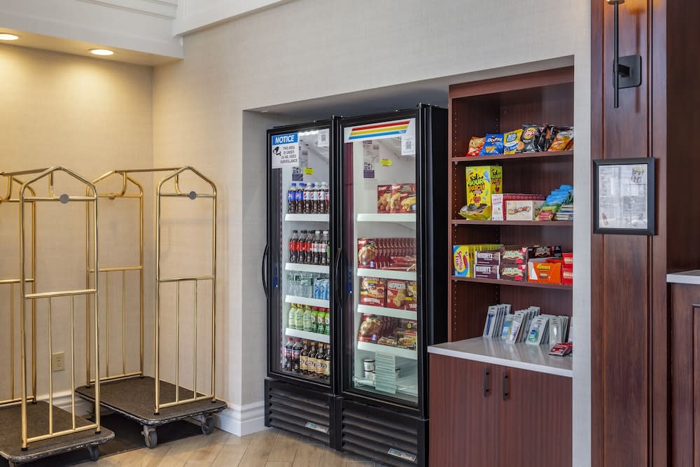 Comfort Inn & Suites East Greenbush - Albany 2