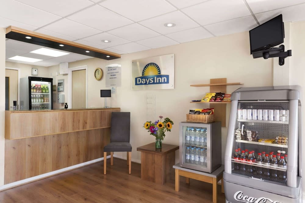 Days Inn by Wyndham Warwick South M40 2