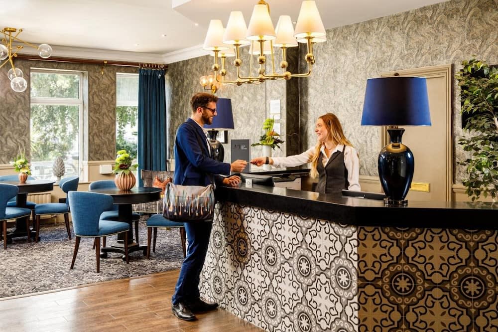 Queens Hotel & Spa Bournemouth 2