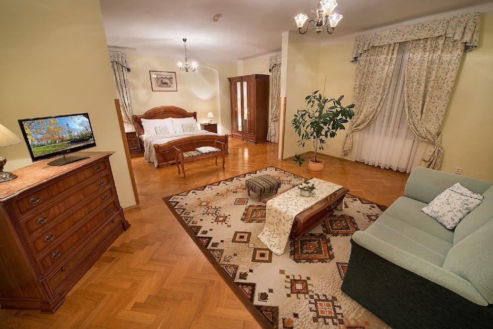 Boutique Hotel Constans 2