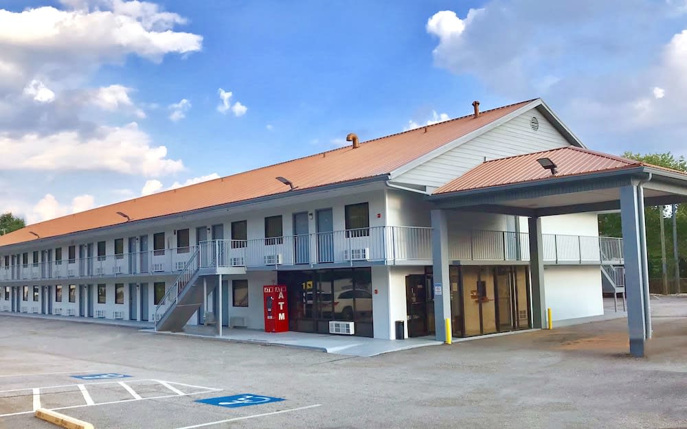 Americas Best Value Inn - Decatur 1