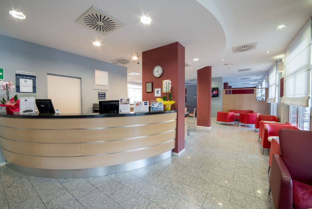 Idea Hotel Torino Mirafiori 5