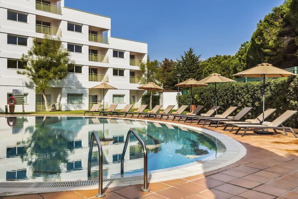 The Patio Suite Hotel 1