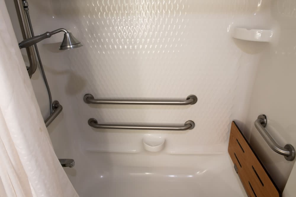Holiday Inn Express & Suites ELKHART-SOUTH by IHG 2