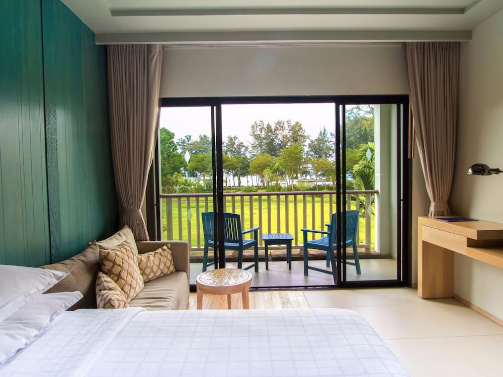 Dusit Thani Krabi Beach Resort - SHA Extra Plus 4