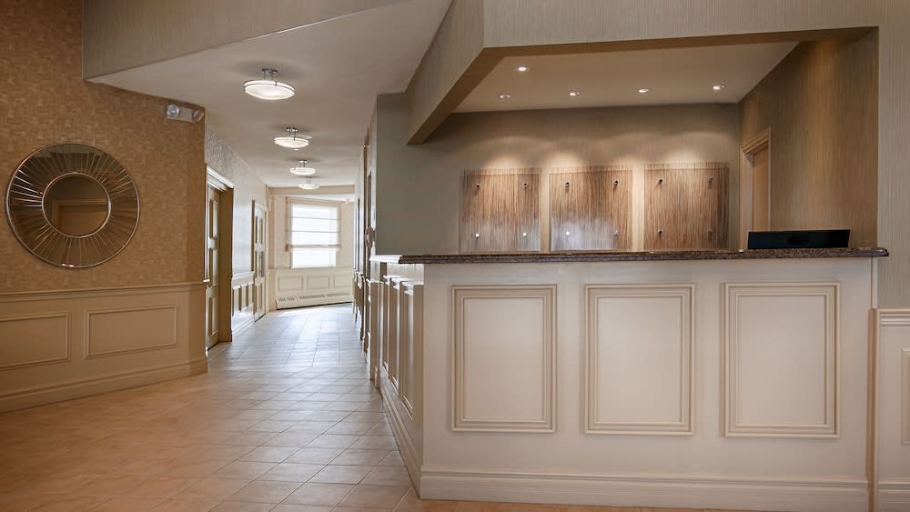 Best Western Plus Durham Hotel & Conference Centre 2