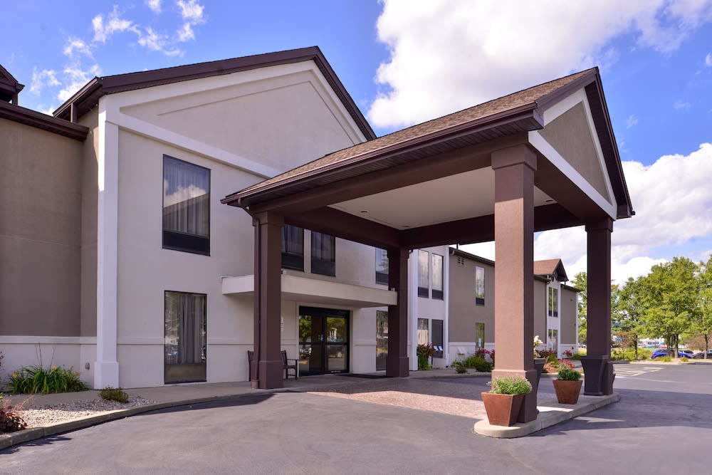 Best Western Plus University Inn 1