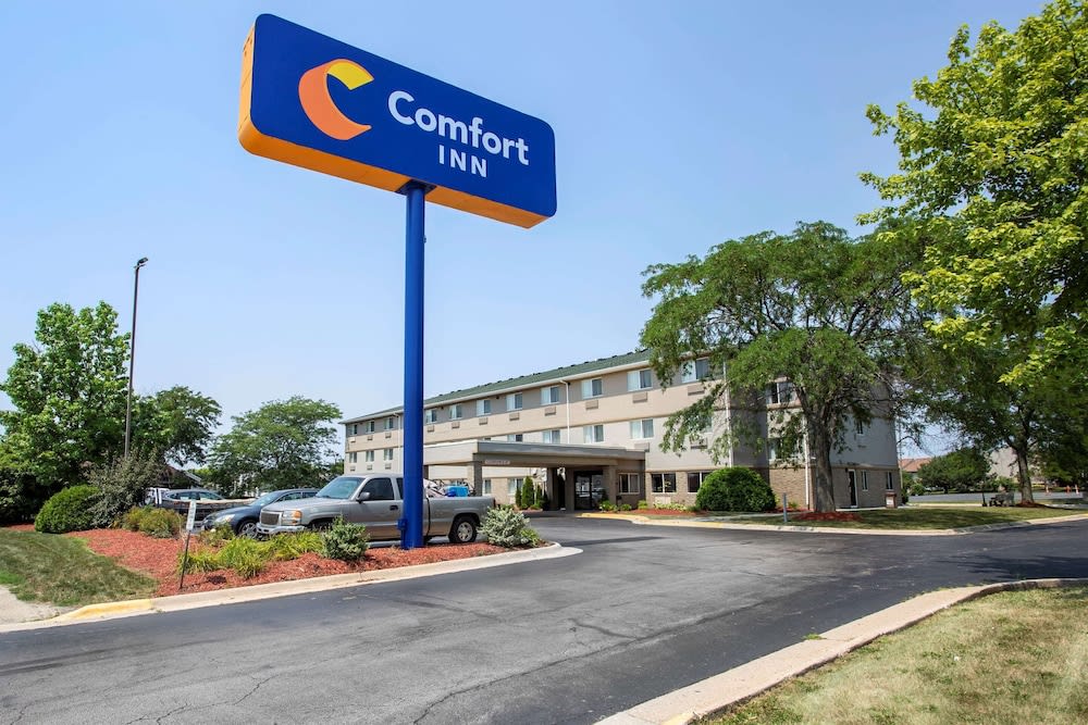 Comfort Inn Rockford near Casino District 1