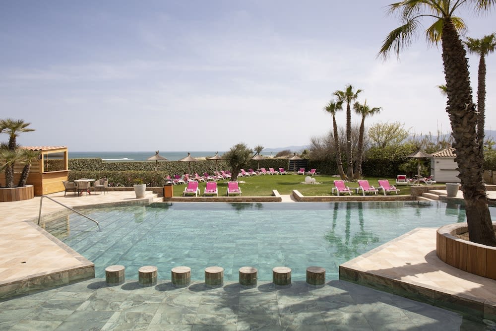 Grand Hotel les Flamants Roses 1