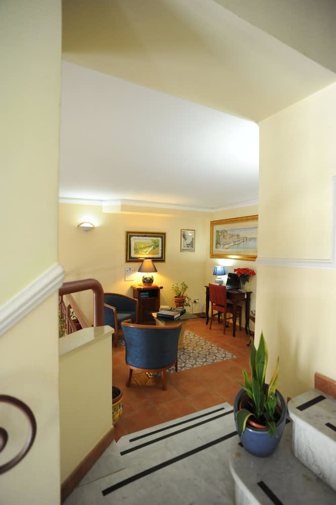 Hotel Mediterraneo 5