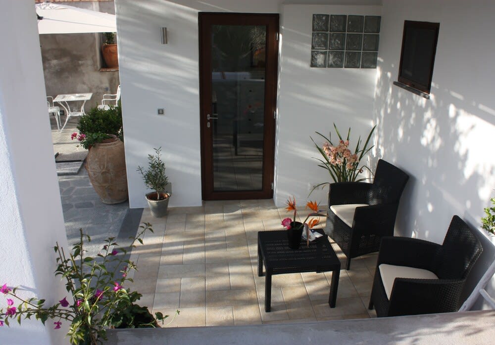 Casetta Minghitto Relaxing rooms in Capri 2