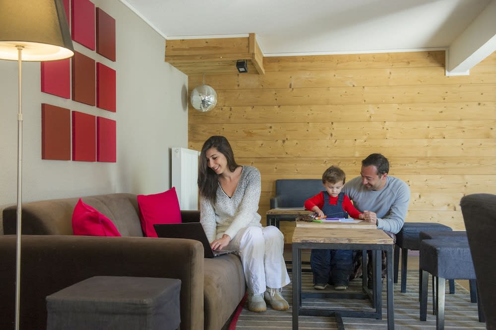 SOWELL Family Les Bergers 3