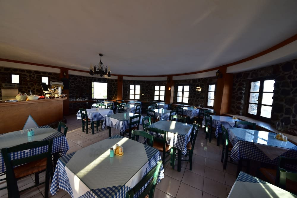 Caldera View Resort - Adults Only 2