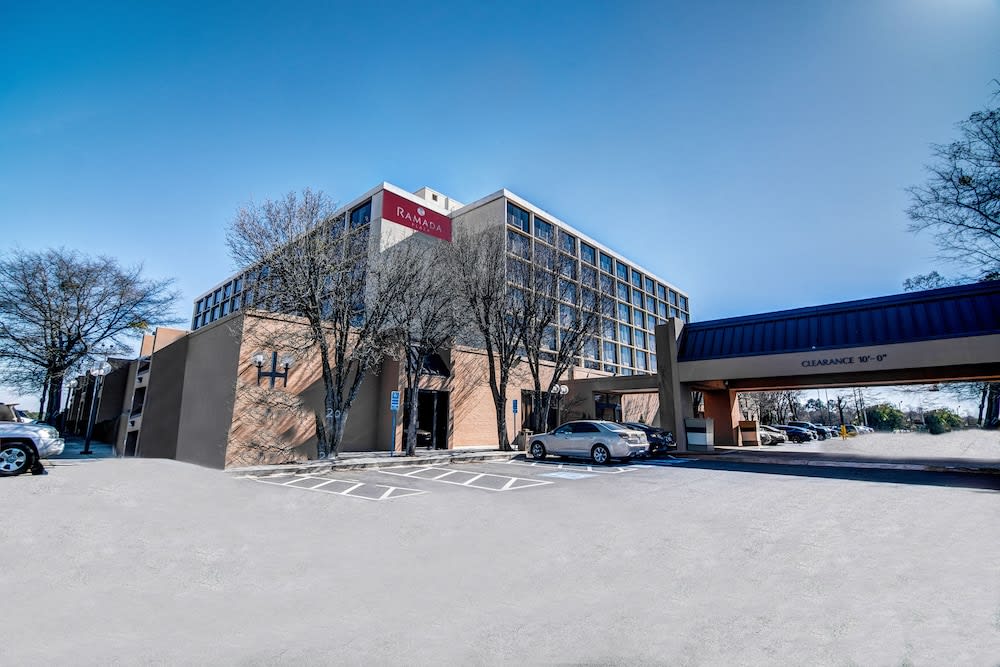 Ramada Plaza by Wyndham Atlanta Airport 1