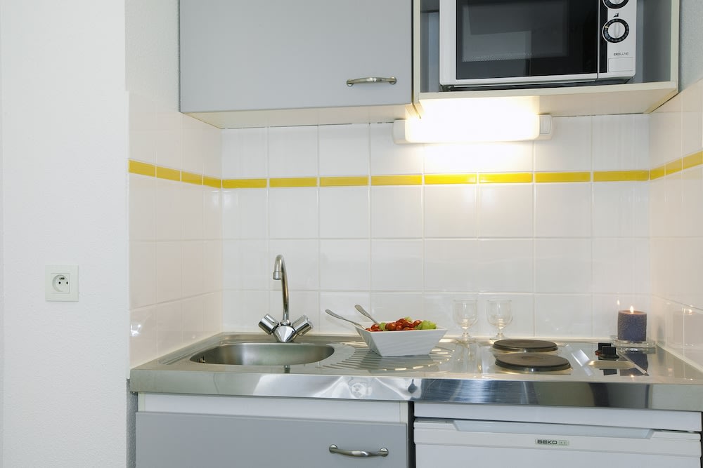 Brit Hotel Confort Lannion Centre Gare 2