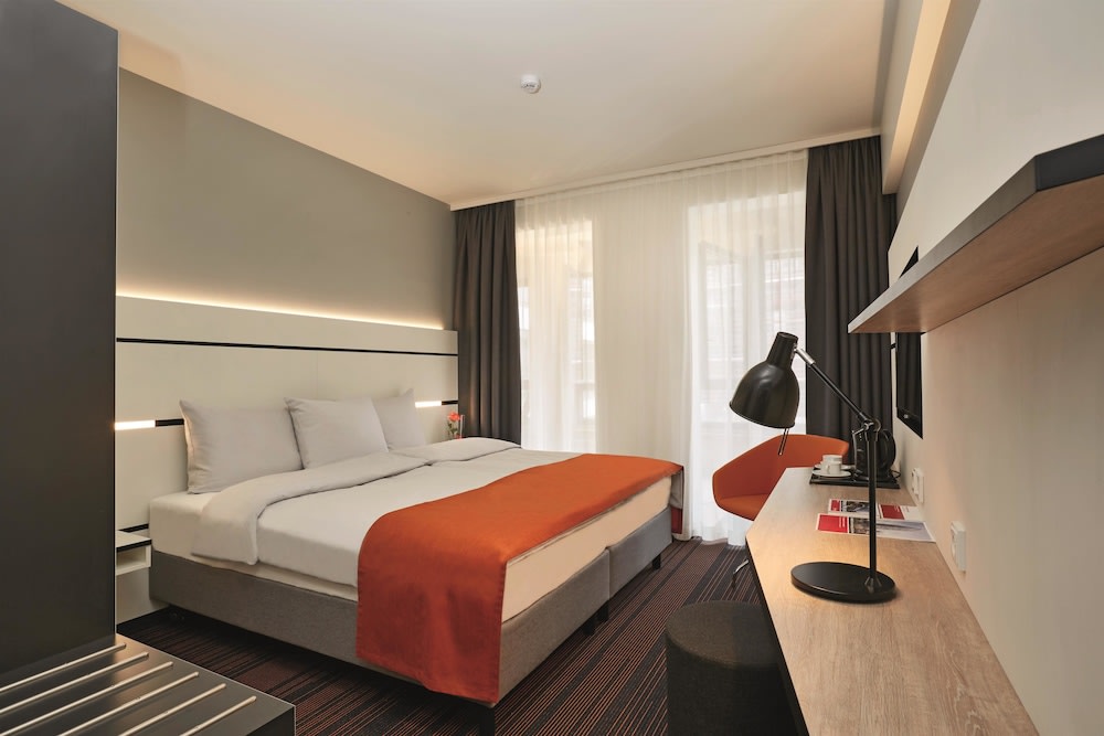 HYPERION Hotel Hamburg 1