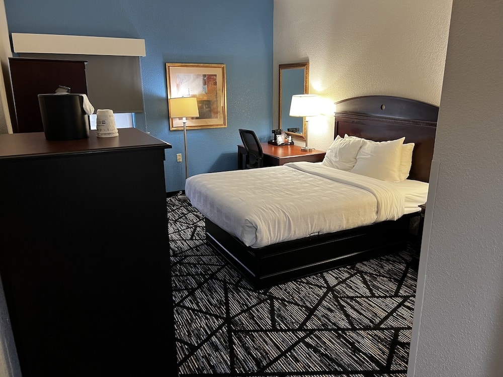 Baymont By Wyndham Monroe Ohio 2