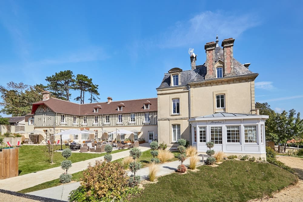 Les Villas d'Arromanches, Teritoria 1