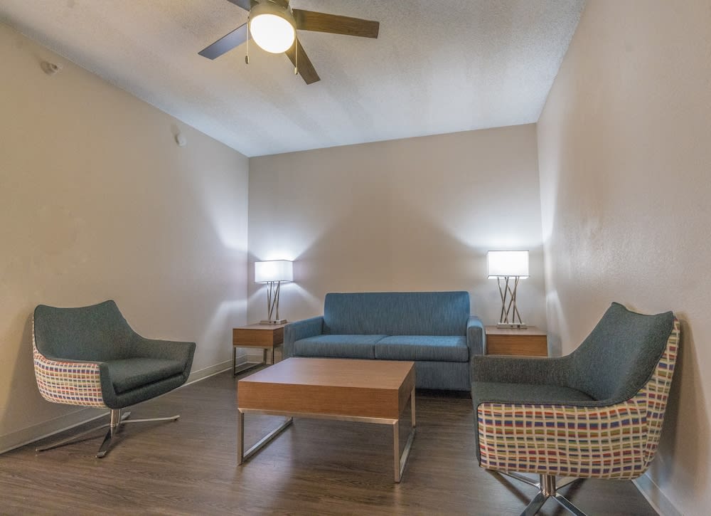 Holiday Inn Express & Suites Nashville - Brentwood I-65 by IHG 3