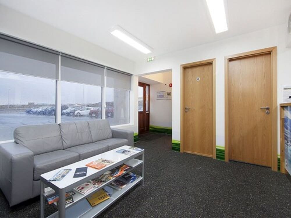 KEF Guesthouse by Keflavík airport 2