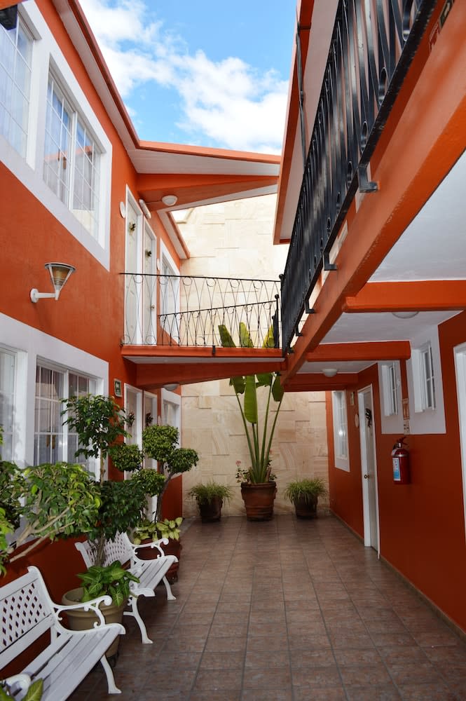 Hotel Camba 1