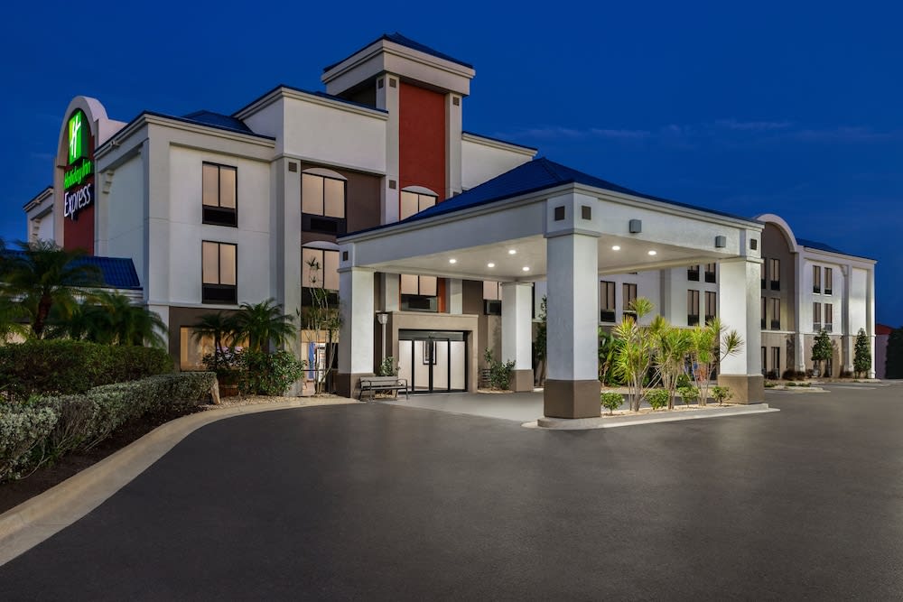Holiday Inn Express VERO BEACH-WEST (I-95) by IHG 1