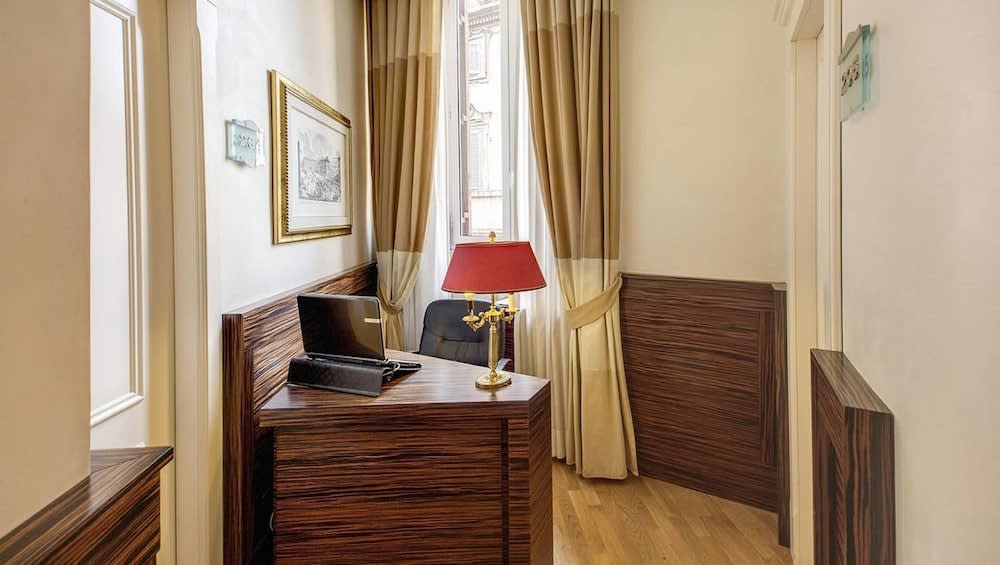 939 Hotel 2