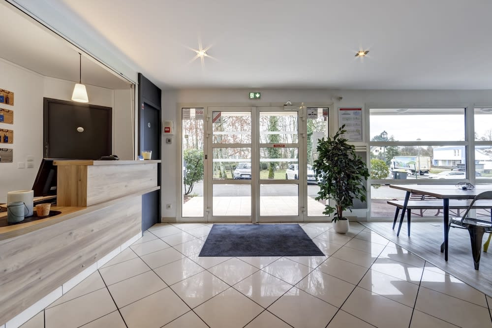 Comfort Aparthotel Divonne L'Orée du Parc 2