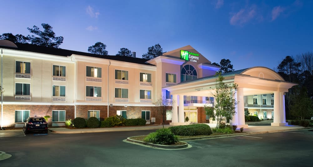 Holiday Inn Express & Suites WALTERBORO I-95 by IHG 1