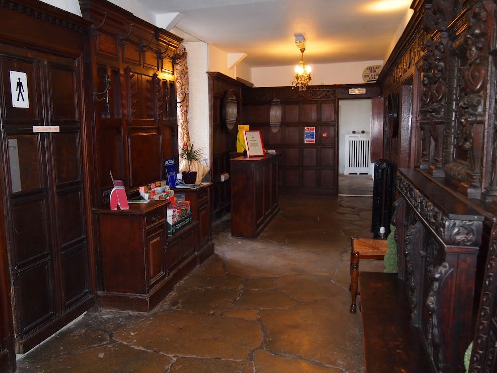 The Manor House 2