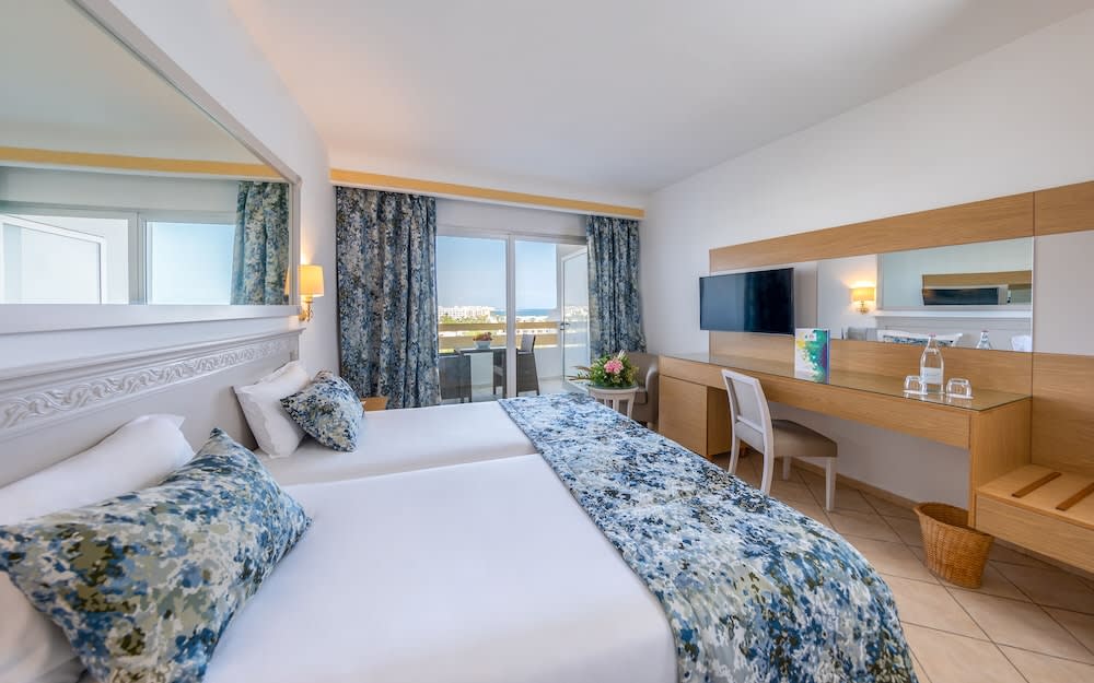 Marhaba Royal Salem - Family Only 5