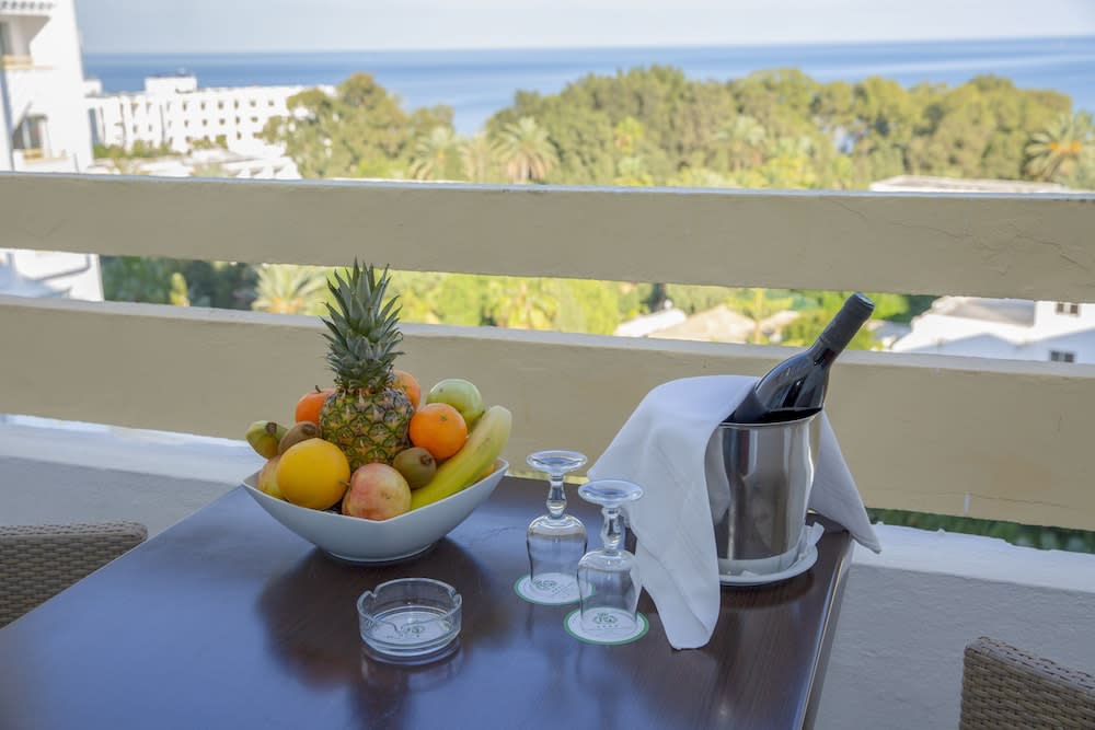 Marhaba Royal Salem - Family Only 3