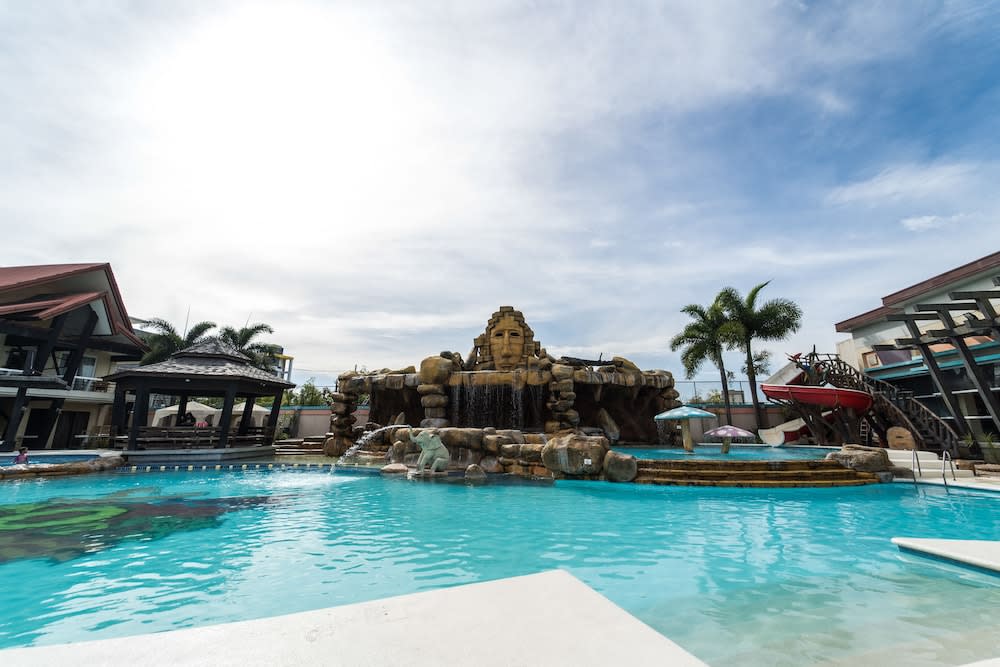 MO2 Westown Hotel Iloilo 1