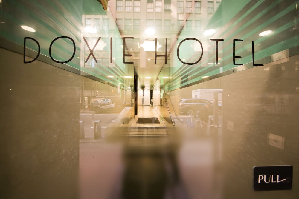 Doxie Hotel 2
