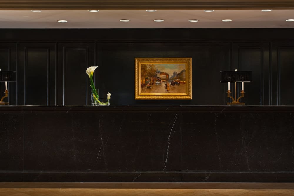 Hotel Cleveland Autograph Collection 2