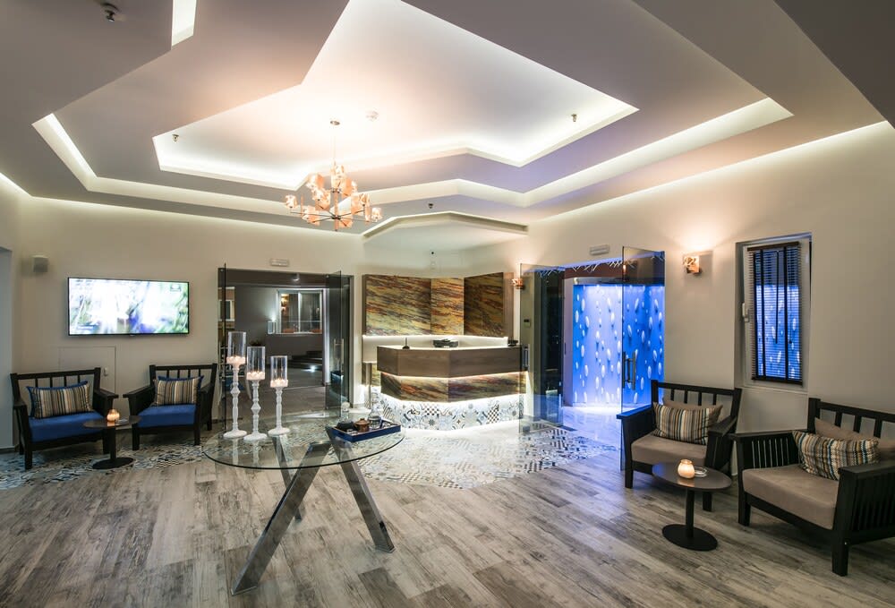 Omiros Boutique Hotel (Adults Only) 2