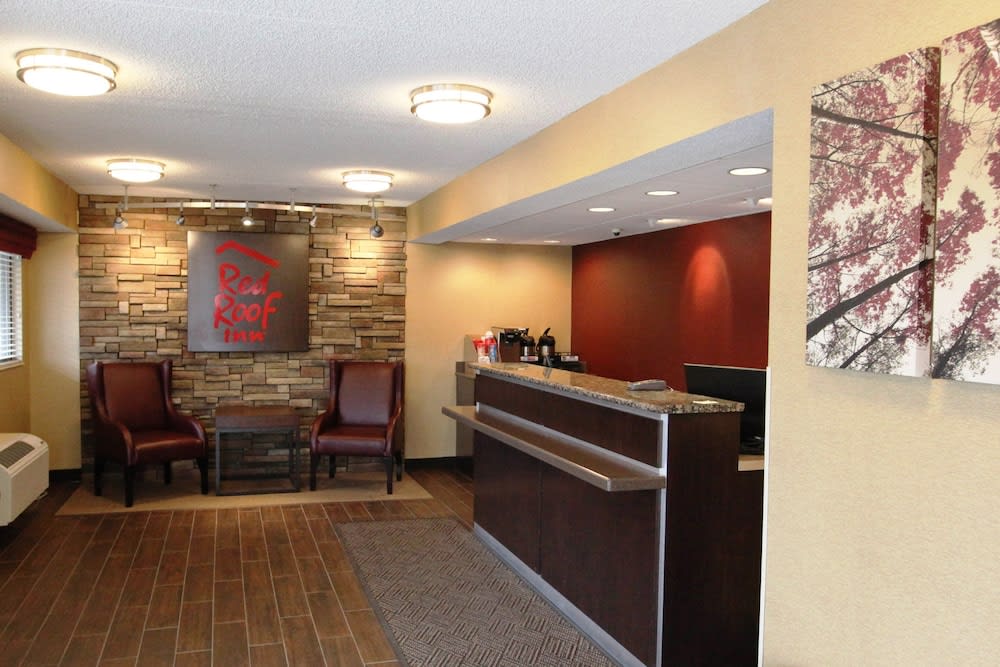 Red Roof Inn Albany Airport 2