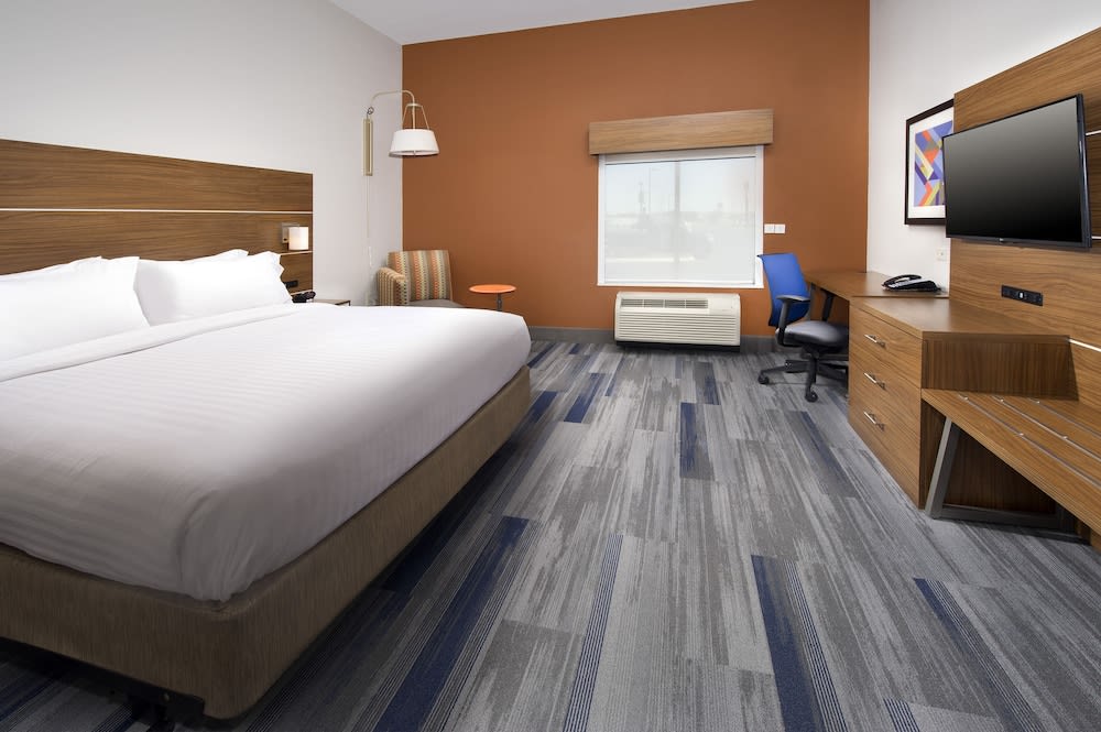 Holiday Inn Express & Suites New Braunfels by IHG 3