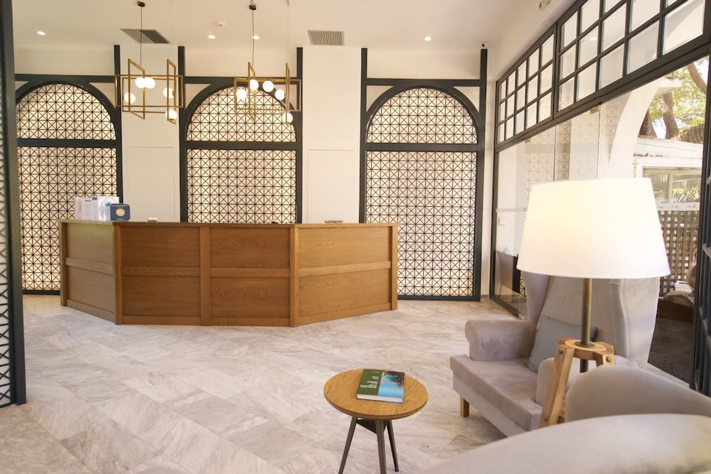 Mirabel CityCenter Hotel 4